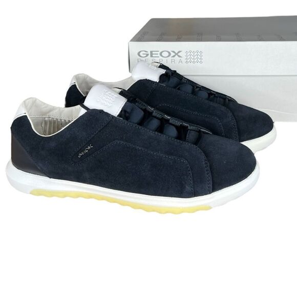 Sz 8 Geox Men's Navy Suede Sneakers with pop up highlighter yellow NIB $149 MSRP - Picture 3 of 12